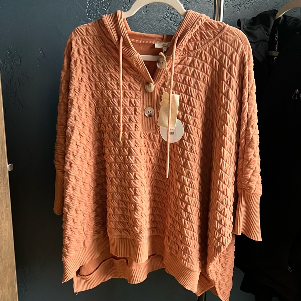 Womens sz large boutique top. Easel brand, nwt